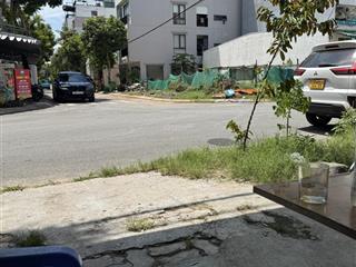 Góc 2 mt siêu hiếm mt biển mỹ khê  dt 110m2 cơ hội để đầu tư