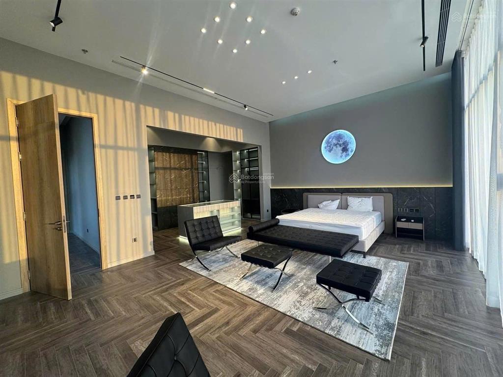 Bán căn penthouse 300m2 tuyệt tác sống trên không  view biệt thự đảo giá tốt nhẩt tại ecopark