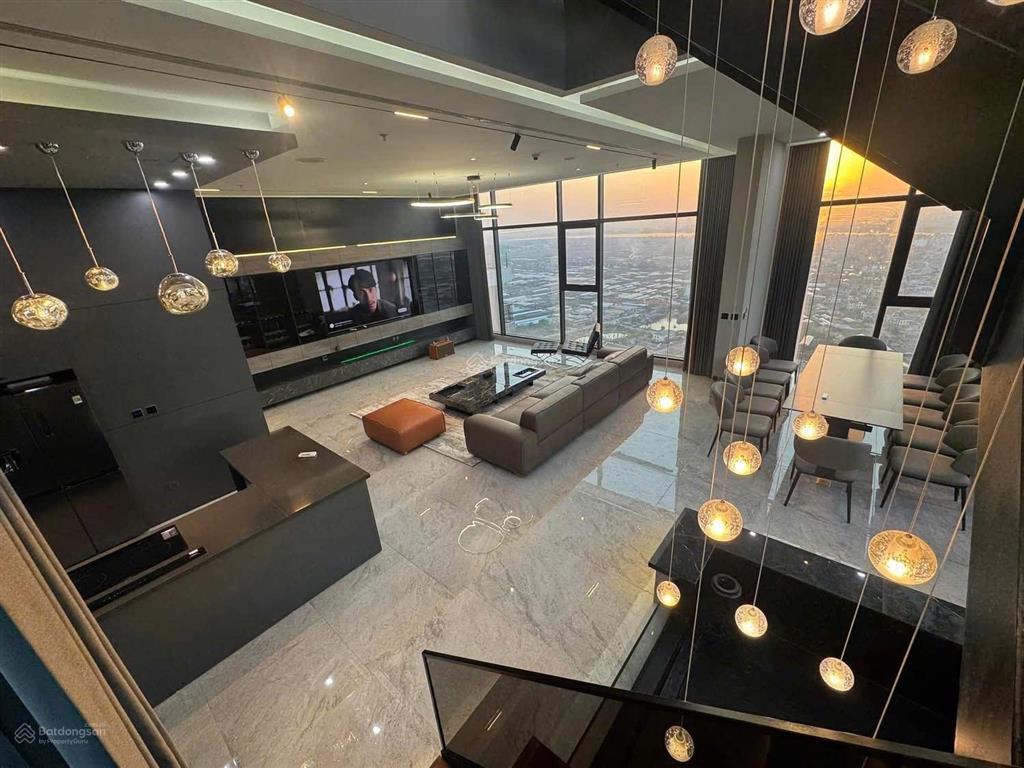 Bán căn penthouse 300m2 tuyệt tác sống trên không  view biệt thự đảo giá tốt nhẩt tại ecopark