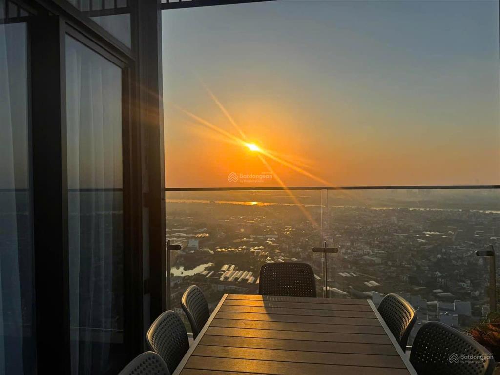 Bán căn penthouse 300m2 tuyệt tác sống trên không  view biệt thự đảo giá tốt nhẩt tại ecopark