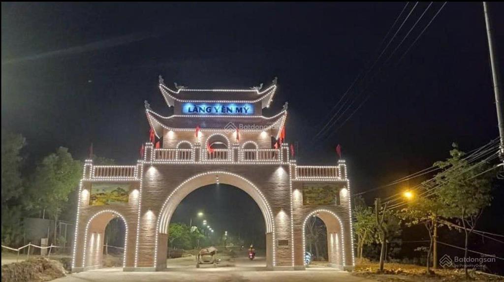 Bán đất tại yên mỹ, thanh trì, hà nội, lô góc, trục chính 2 mặt tiền cực đẹp.