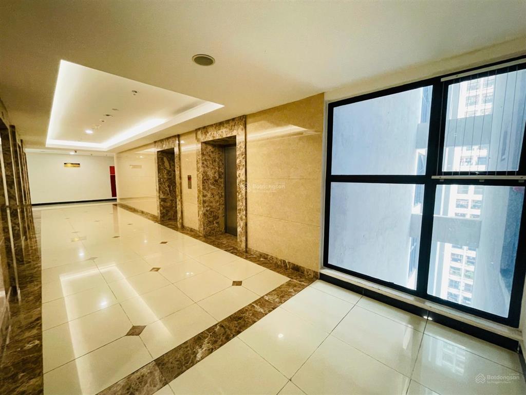 Chính chủ, em cần bán căn hộ cccc dự án goldmark city 3pn, 2vs để lại đầy đủ nôi thất cao cấp