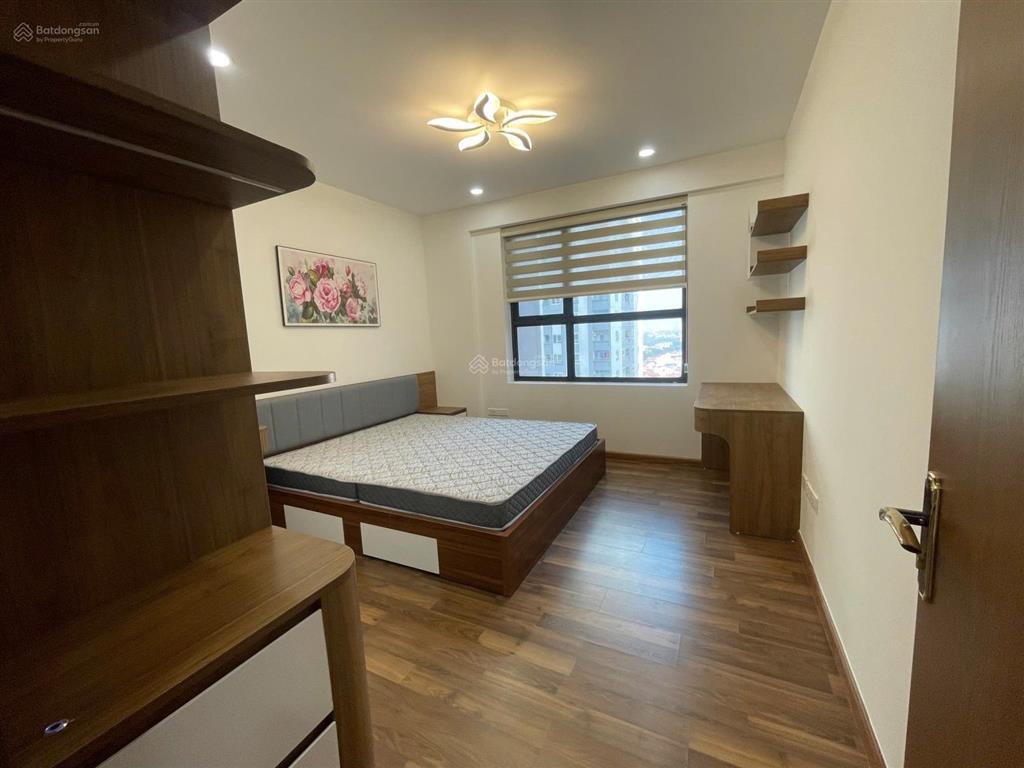 Chính chủ, em cần bán căn hộ cccc dự án goldmark city 3pn, 2vs để lại đầy đủ nôi thất cao cấp