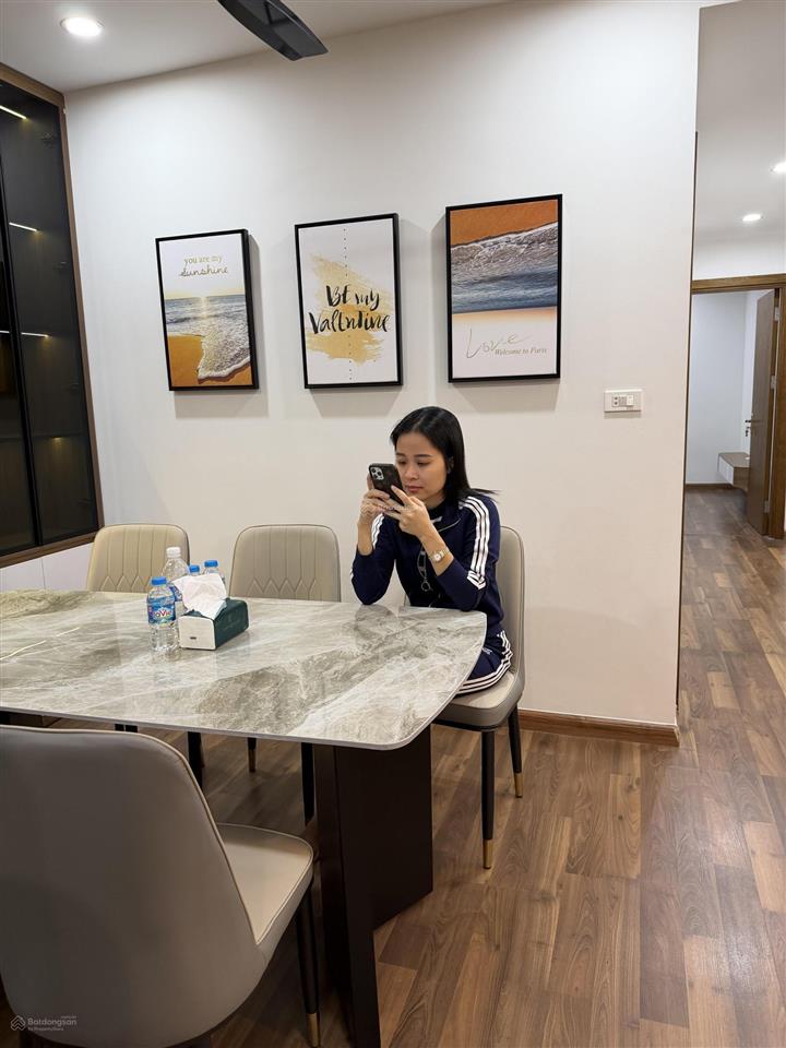 Chính chủ, em cần bán căn hộ cccc dự án goldmark city 3pn, 2vs để lại đầy đủ nôi thất cao cấp