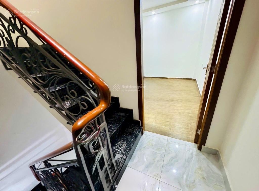 Nhà đẹp 4 tầng 60m2 hẻm xe hơi 5m 4pn  nội thất xịn  cách cầu nguyễn văn cừ 150m  nhỉnh 7 tỷ tl