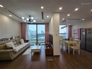 Chính chủ cần bán gấp căn 2n2vs 65m2 tại tòa vinhomes west point phạm hùng giá 7 tỷ.  0974 805 ***