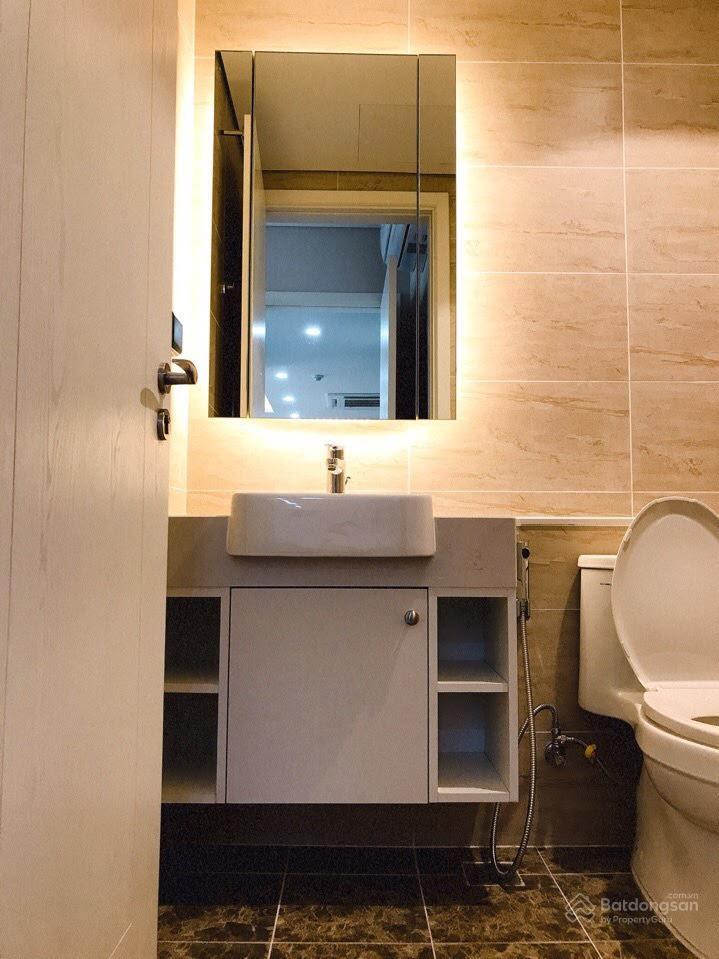 Chính chủ cần bán gấp căn hộ 2n2vs 63m tại vinhomes dcapital trần duy hưng giá 7,7 tỷ full nội thất