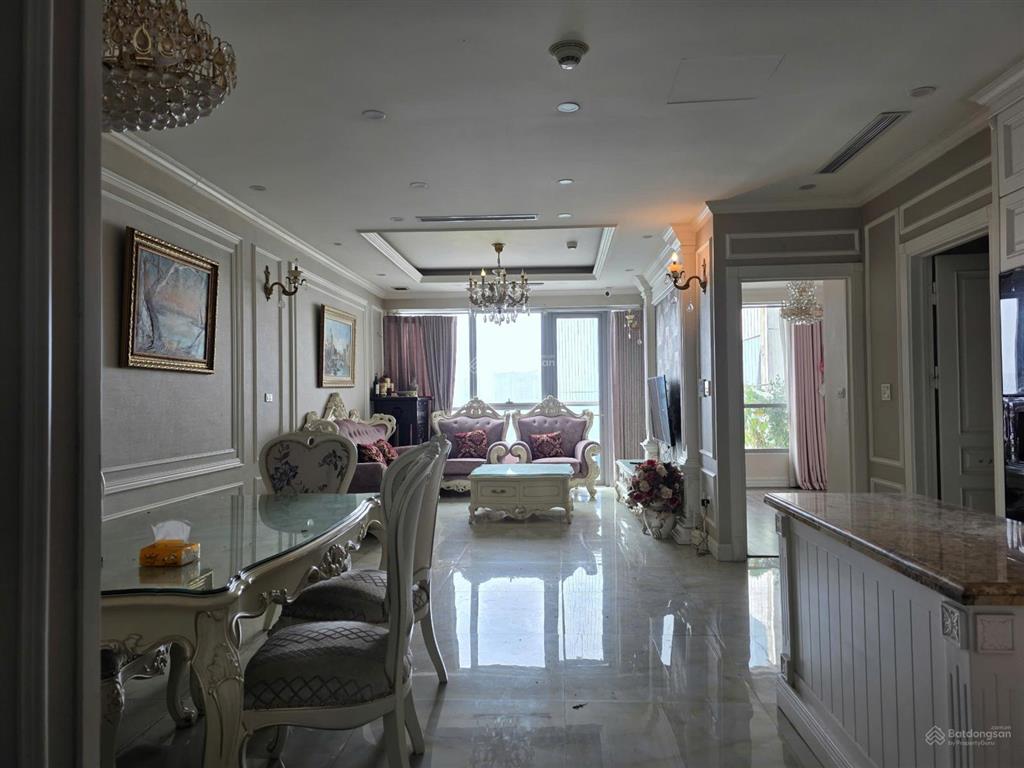 Tôi chính chủ cần bán căn 117m2 3n2vs tại thăng long no 1, có slot ô tô, giá 8,8 tỷ có thương lượng