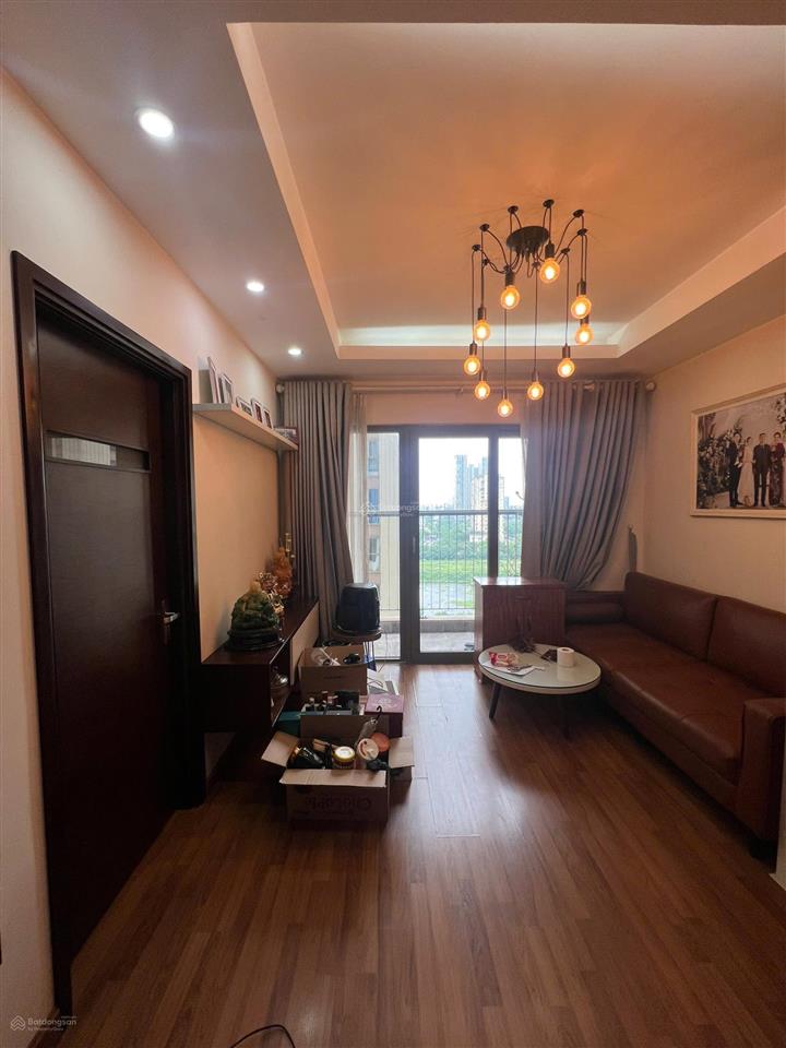 Tôi chính chủ cần bán căn 2n2vs 70m2 tại home city full nội thất giá 6,5 tỷ có thương lượng