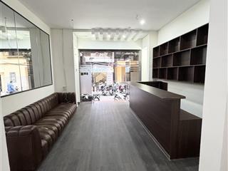 Chính chủ cho thuê mbkd phố linh lang 40m2 giá 12 tr