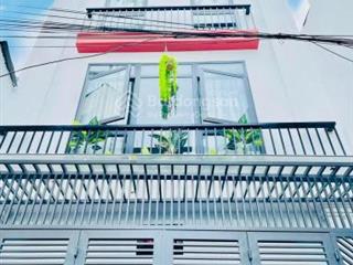 Bán nhà thạch thị thanh, tân định q1. dt 79,8m2 giá 4tỷ780 gần trường đuốc sống. đang cho thuê 32tr