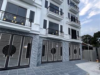 Nhà biên giang 4tx35m2, có 5pn, 4wc, 500m trường c1, c2 và uỷ ban, 3km bến xe yên nghĩa giá 3,45 tỷ