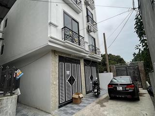 Nhà 4t x41m2 gần chợ, trường c1, c2 ngay chục chính, 1km uỷ ban xã đông la và vành đai 4 giá 3,5 tỷ