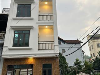 Bán nhà 4tx40m2, gần chợ trường c1, c2 gần chục chính, vành đai 4, 1km uỷ ban đông la giá 3,85 tỷ