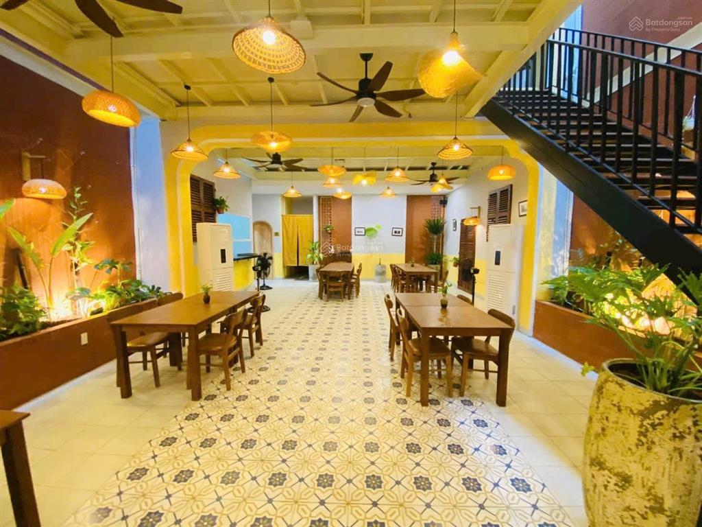 Cho thuê nhà nguyên căn khu phố hàn nha trang có nhà hàng sẵn