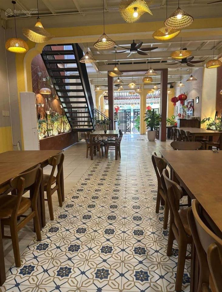 Cho thuê nhà nguyên căn khu phố hàn nha trang có nhà hàng sẵn