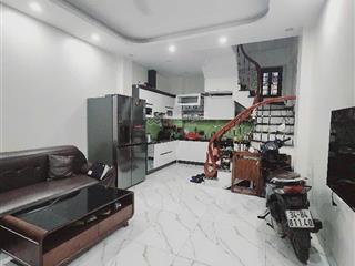 Hồ tùng mậu, hàng xóm goldmark city dt 30m2, 5 tầng + 1 tum tặng nội thất xịn