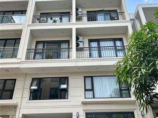 Bán gấp! mặt tiền nguyễn văn khối  dt 10x25m  hầm 6 tầng  hđt 250tr/th  giá bán 39 tỷ
