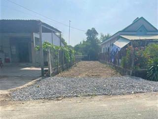 Chính chủ cần bán gấp lô đất 200m2(10x20) giá 880triệu đường nguyễn du, phường an hòa, sổ hồng