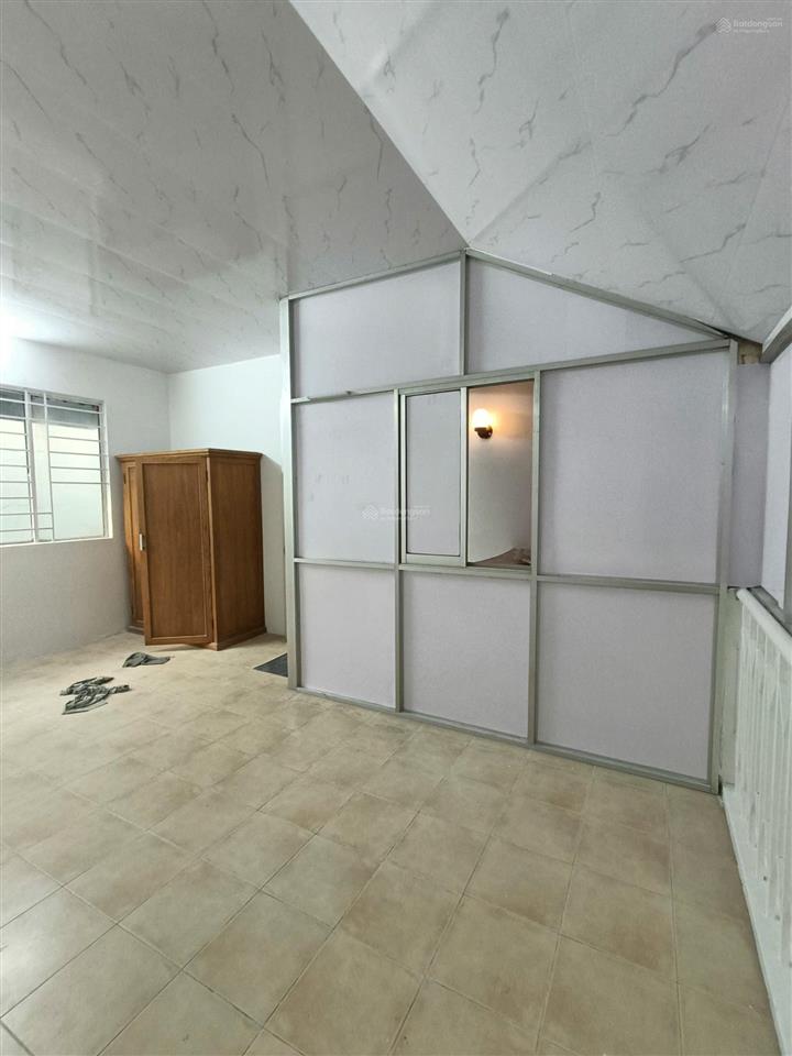 Bán chung cư 52 đường 322 phạm hùng p5 q8 có thang máy dt 50m² nhà sạch đẹp, view thoáng mát.