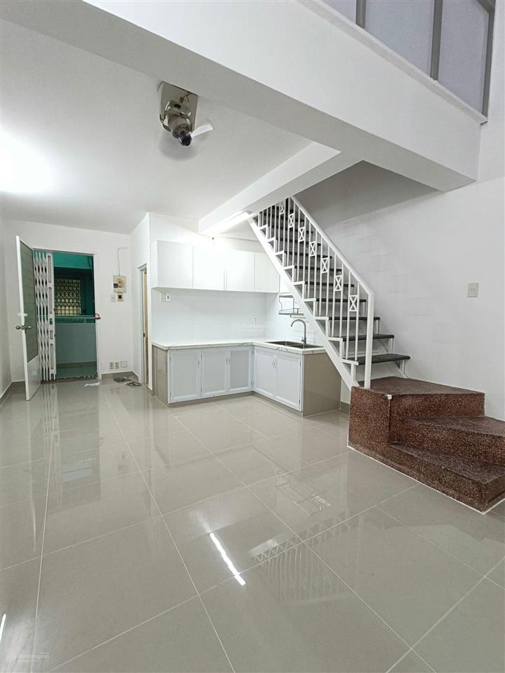 Bán chung cư 52 đường 322 phạm hùng p5 q8 có thang máy dt 50m² nhà sạch đẹp, view thoáng mát.