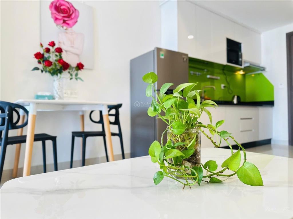 Toạ lạc quốc đảo bến vân đồn p6 quận 4. chung cư river gate residence căn hộ 35m2 view bitexco
