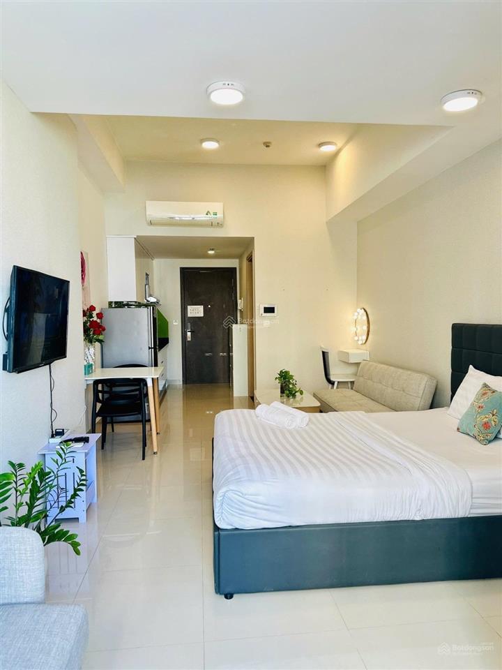 Toạ lạc quốc đảo bến vân đồn p6 quận 4. chung cư river gate residence căn hộ 35m2 view bitexco
