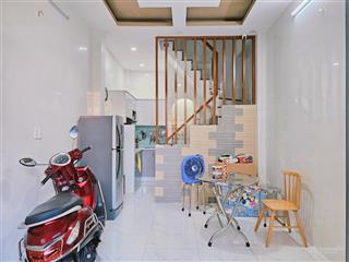 Nhà mới ở ngay  4 tầng btct đầy đủ công năng trung tâm gò vấp giáp sân baynhỉnh 4 tỷ