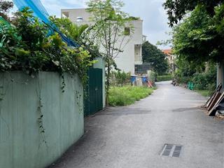 Mảnh đất 102 m mặt tiền 8,2 m đất vuông tại vạn phúc thanh trì, giá 5,5 tỷ.