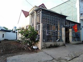 Nhà chính chủ kp10  ngay trường cấp 3 dương đông