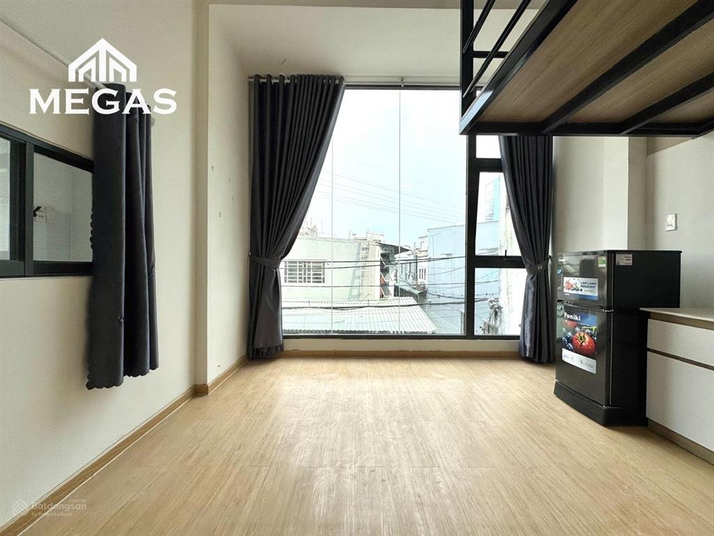 Cho thuê duplex cửa sổ trời siêu thoáng mát ngay go trường chinh  emart phan huy ích