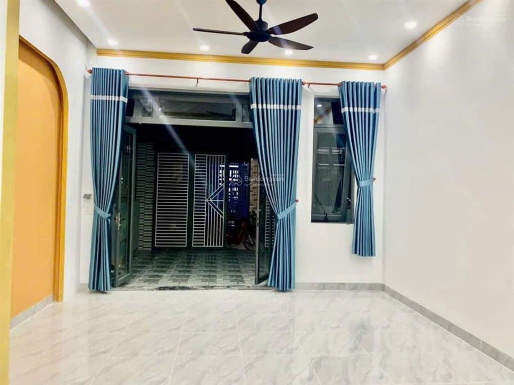 Gia đình em chuyển về quê sống cần bán gấp căn nhà mới xây nằm gần khu du lịch bửu long