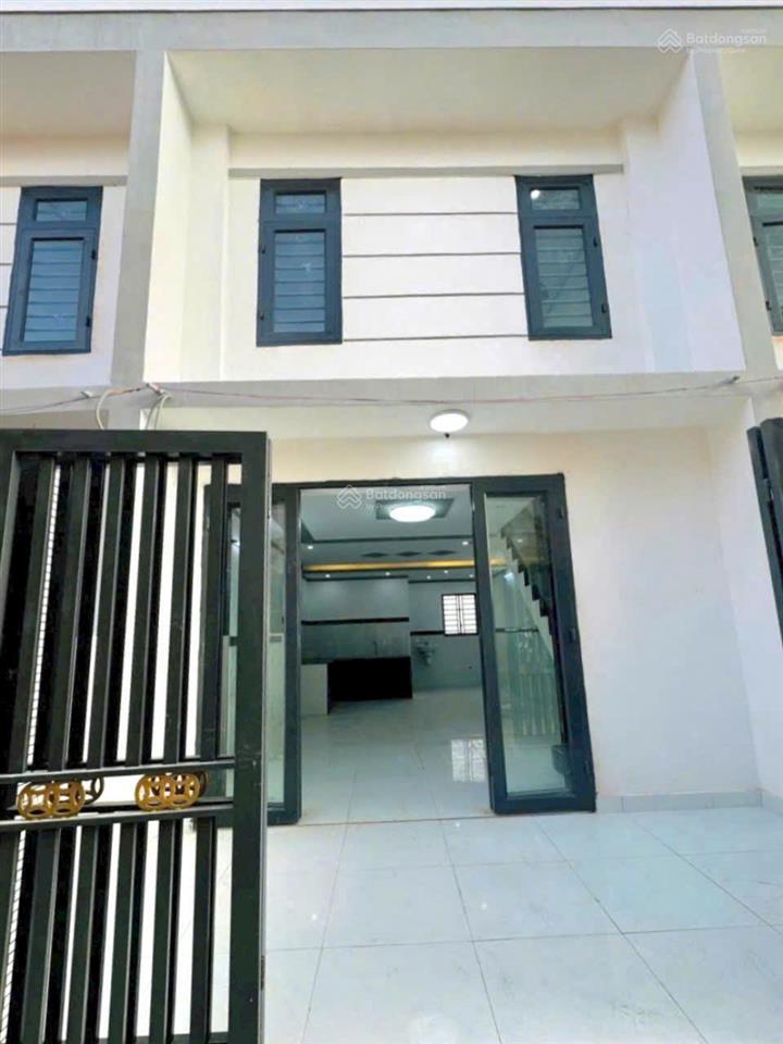 Cần tiền bán gấp căn nhà 1 trệt 1 lầu nằm gần cây xăng 75 giá trọn gói thanh toán từ 750 triệu