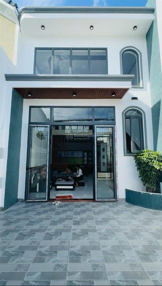 Gia đình tôi chuyển về quê cần bán gấp căn nhà sổ riêng nằm cuối đường huỳnh căn nghệ bửu long