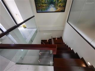 Cho thuê bt tại lucasta villa, 35 triệu, 210m2, giá tốt