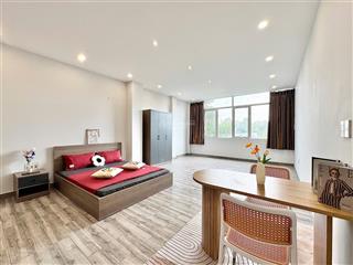 Căn hộ full nội thất cửa sổ trời ngay trung tâm quận 2