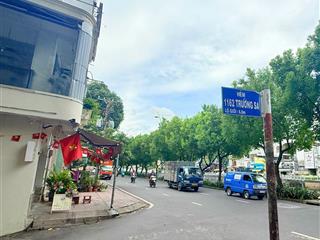 Bán nhà hẻm 7m trường sa phú nhuận 5 tầng, chỉ 250tr/m2 nở hậu giảm 500 triệu