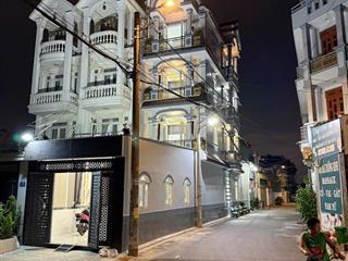 Quận 12 siêu phẩm góc 2 mặt tiền đúc 4 tấm full nội thất  đường 10m  p thới an  quận 12