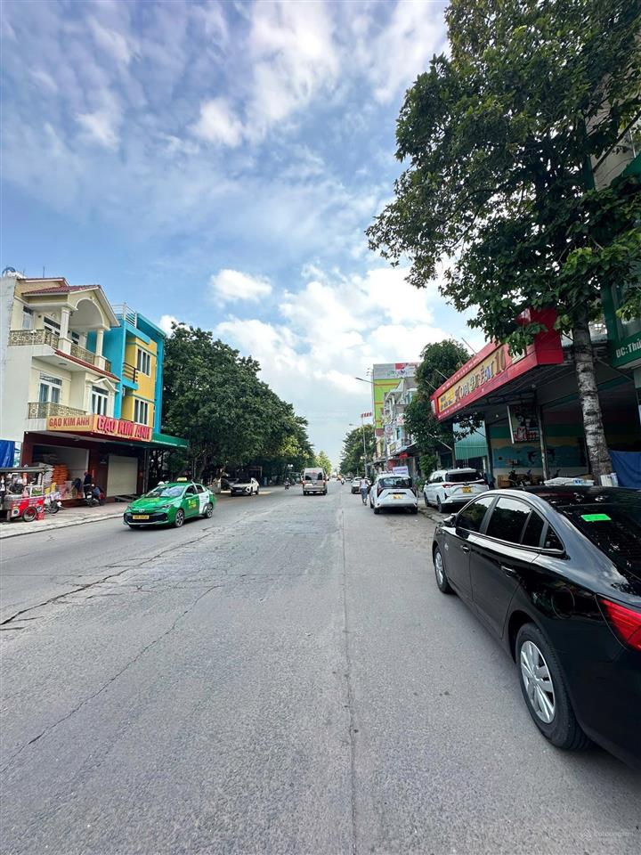 Chủ giảm sâu bán gấp 4 lô đất mặt tiền đường n2 ngay chân chung cư charm city ngã tư 550