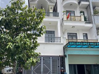 Còn 1 căn 1 trệt 2 lầu siêu rẻ trong kdc đẹp nhất dĩ an,