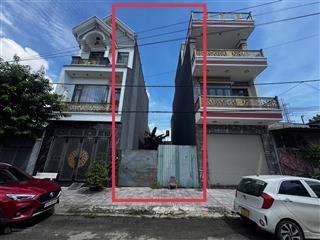 Giảm 300tr bán gấp lô đất trong kdc ngay chợ phú phong thuận an