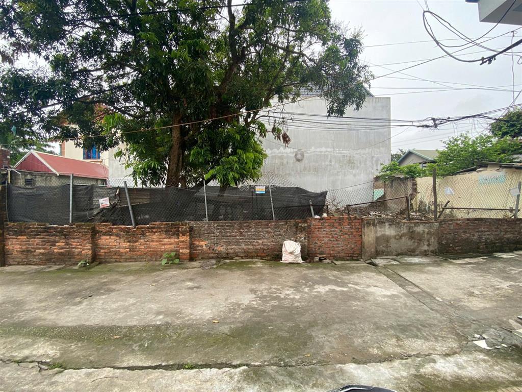 Sở hữu ngay lô đất 57m2 full thổ cư sát ql6 nhỉnh 3 tỷ