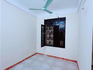 Chính chủ cho thuê gấp nhà phố nguyễn chí thanh  đống đa, kinh doanh tốt