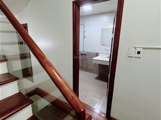 Chính chủ cho thuê nhà 5 tầng tại trần quốc hoàncầu giấyhn.full đồ mới.16tr