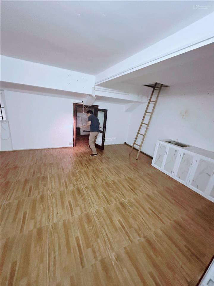 Chính chủ cho thuê nhà liền kề có thang máy 100m² x 4 tầng tại trung yên  trung hòa  cầu giấy