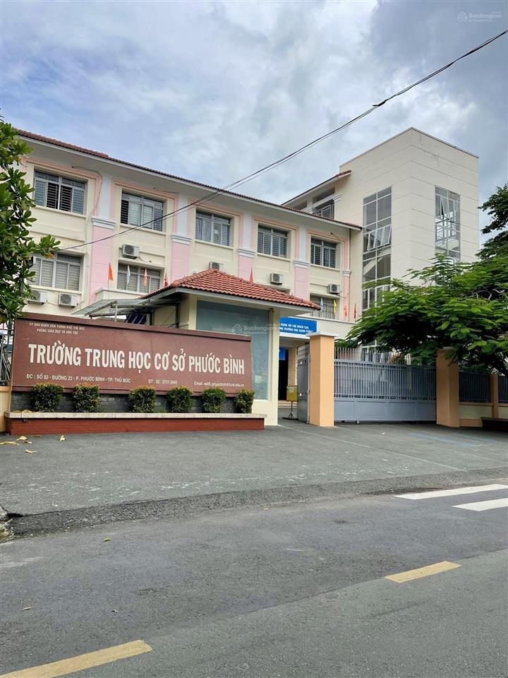 Nhà 4x18, 2 tầng hoàn công, hẻm oto, phước bình quận 9, gần the global city, giá 5.2 tỷ