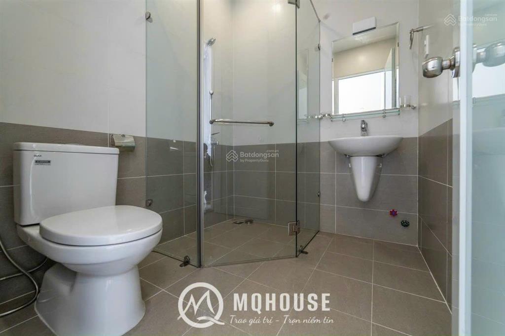 Căn hộ ban công đầy đủ nội thất 35m2 ngay công viên lê thị riêng