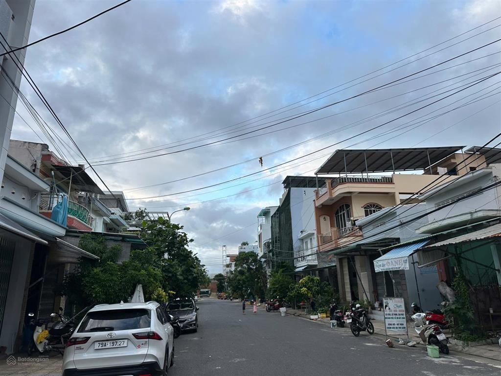 Lô đất 2 mặt tiền trước sau tặng thiết kế toà nhà 7 tầng  đem về dòng tiền 180 triệu/tháng