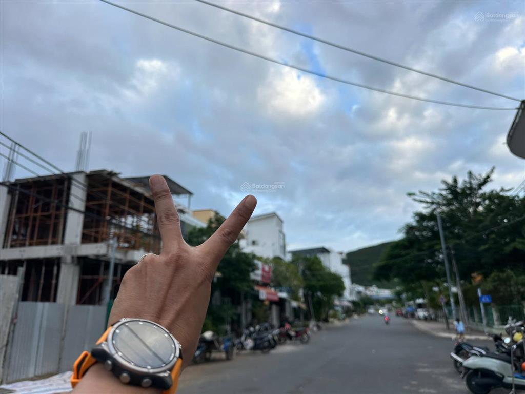 Lô đất 2 mặt tiền trước sau tặng thiết kế toà nhà 7 tầng  đem về dòng tiền 180 triệu/tháng