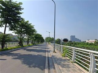 Chủ nhà tập thể dục hồ tây bán nhà âu cơ  sát trịnh công sơn  thoáng trước sau  ở luôn  37m2